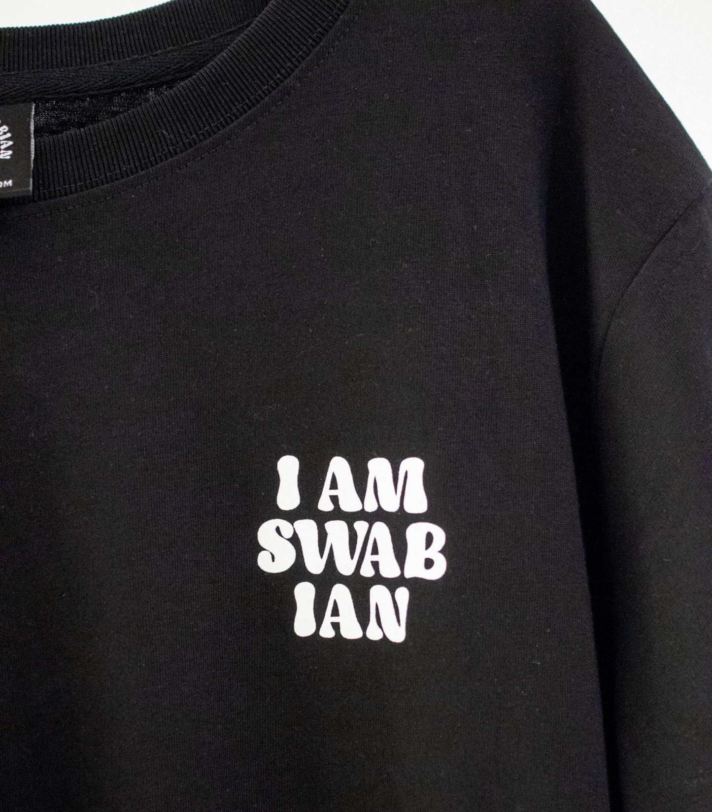 T-Shirt - I AM SWABIAN - SCHWARZ - THE-SWABIAN
